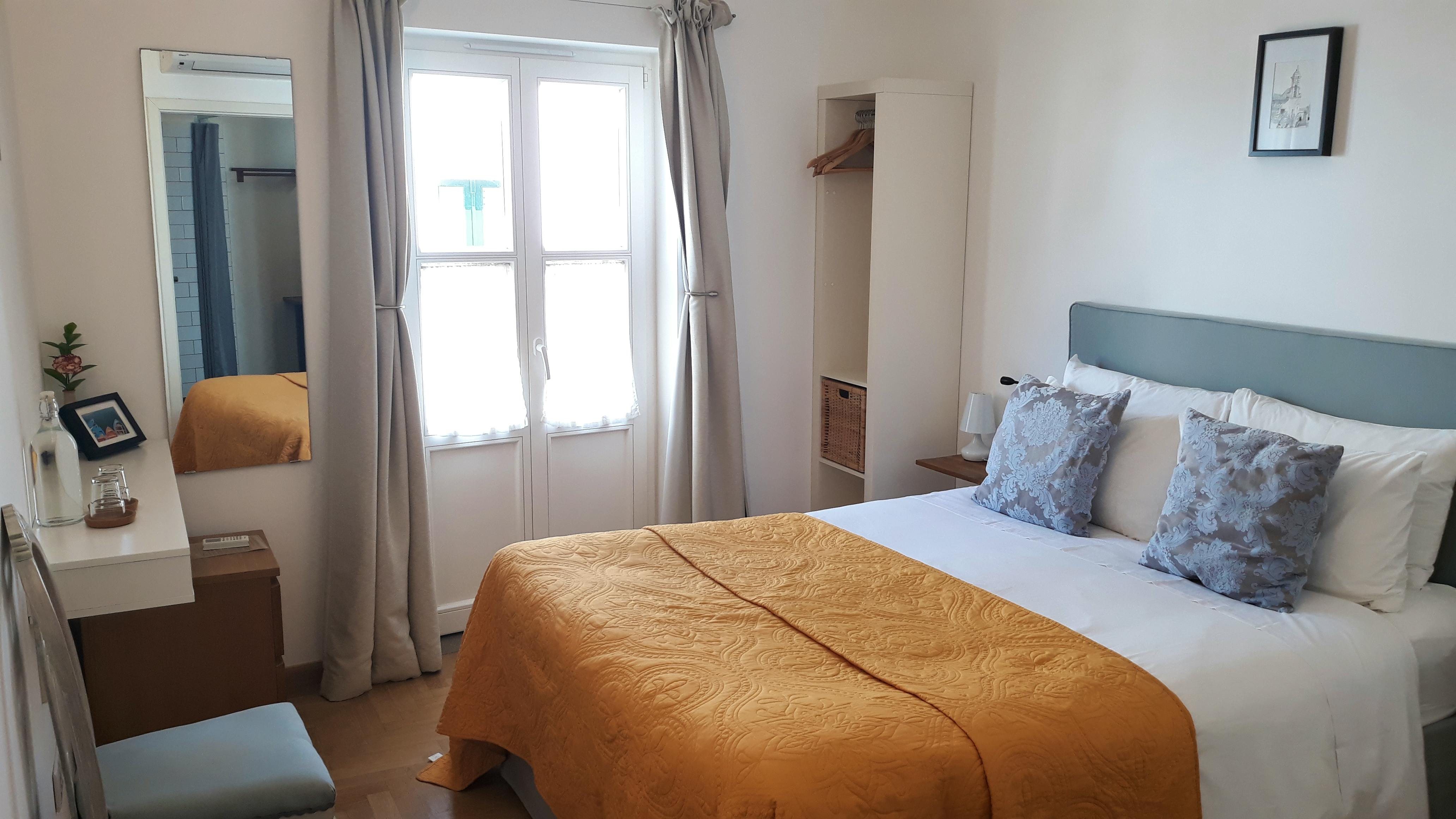 Double Bedroom (1 Person) - 24