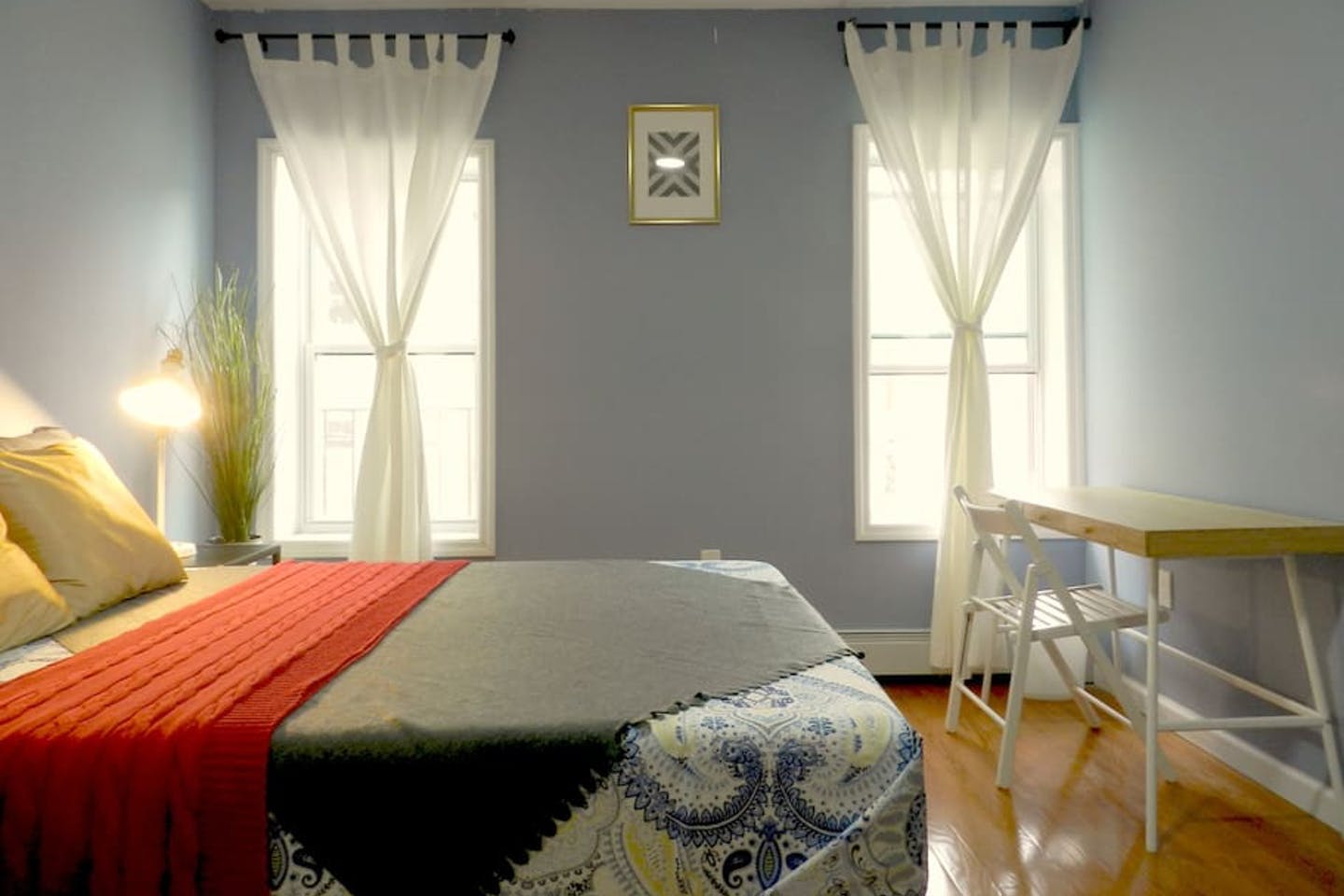  Room A  -  Cozy Townhouse w/ Workspace  - Gallery -  2