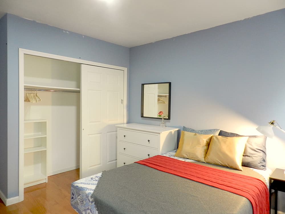  Room A  -  Cozy Townhouse w/ Workspace  - Gallery -  24