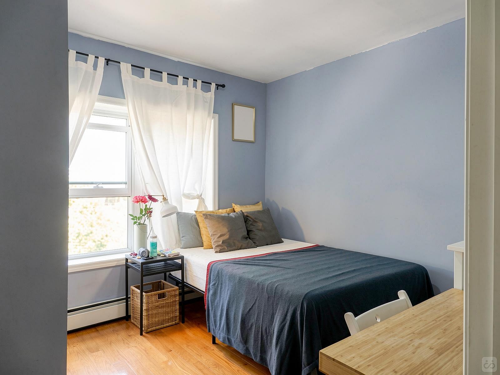  Room B  -  Cozy Townhouse w/ Workspace  - Gallery -  39