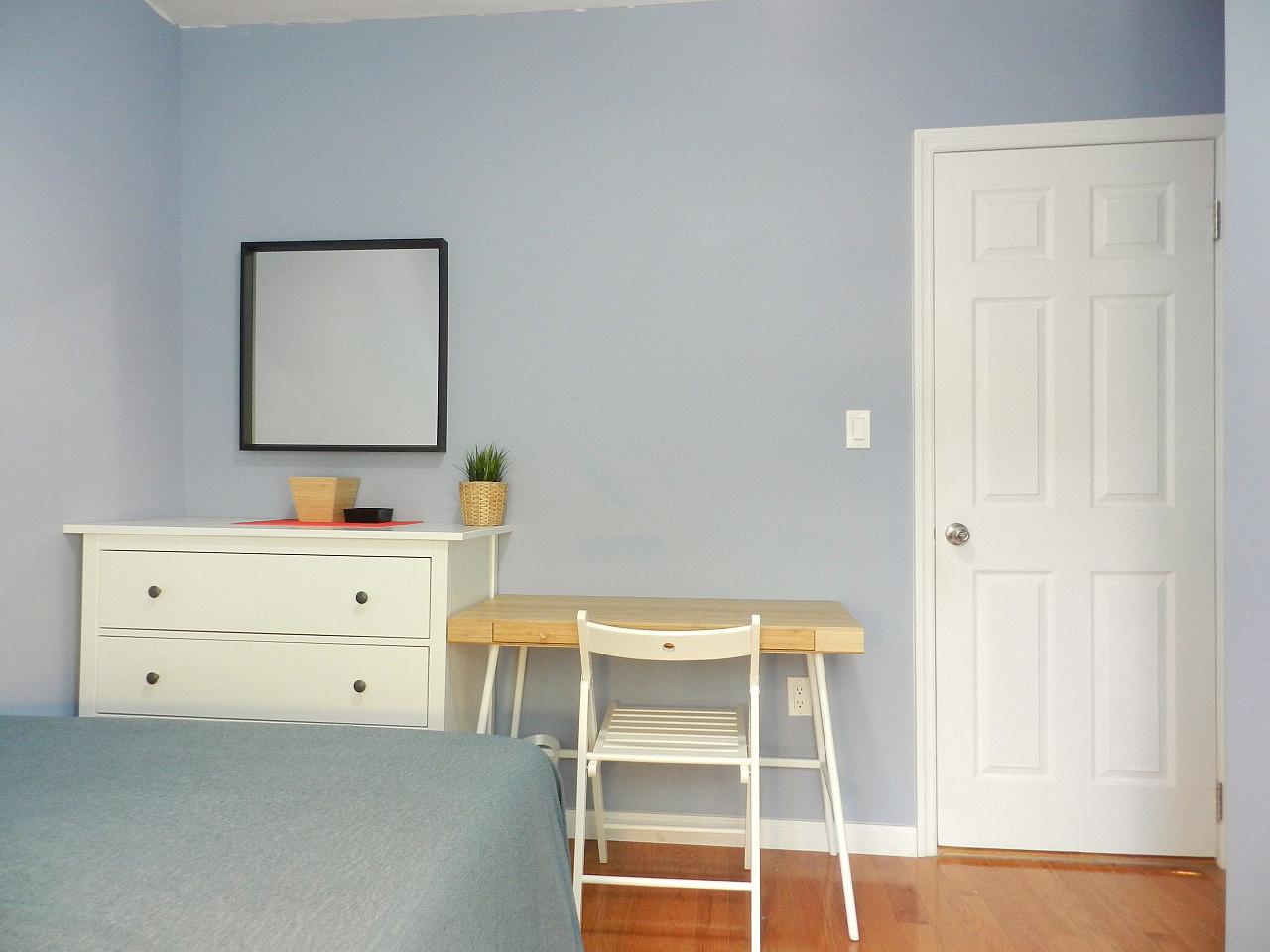  Room B  -  Cozy Townhouse w/ Workspace  - Gallery -  35