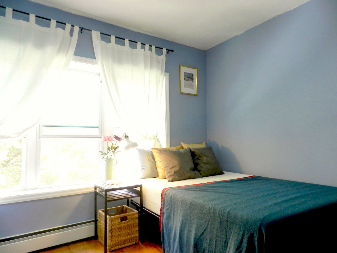  Room B  -  Cozy Townhouse w/ Workspace  - Gallery -  15