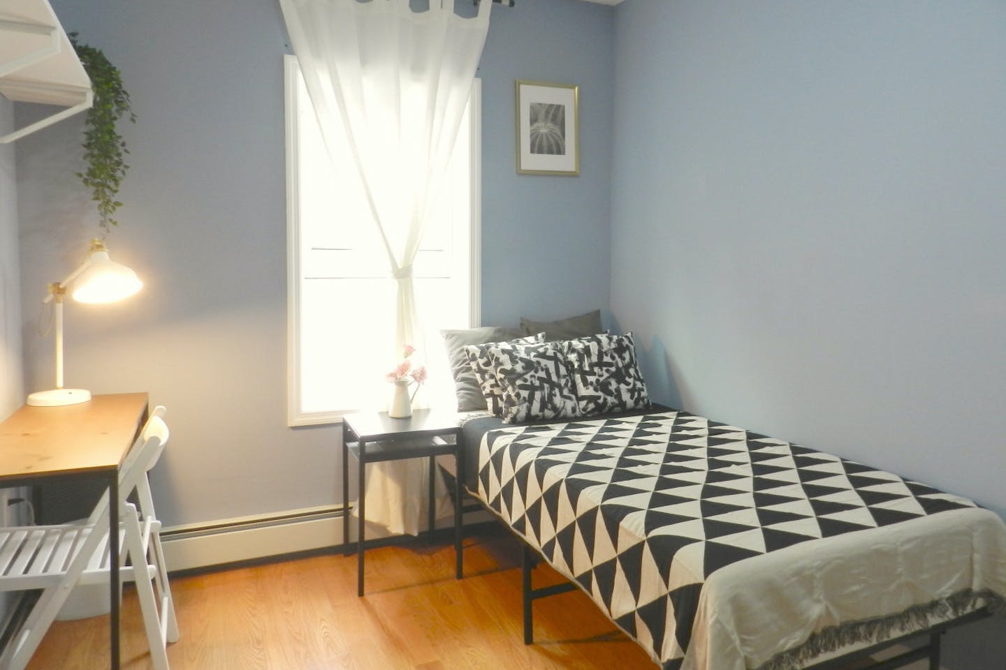  Room C  -  Cozy Townhouse w/ Workspace  - Gallery -  1