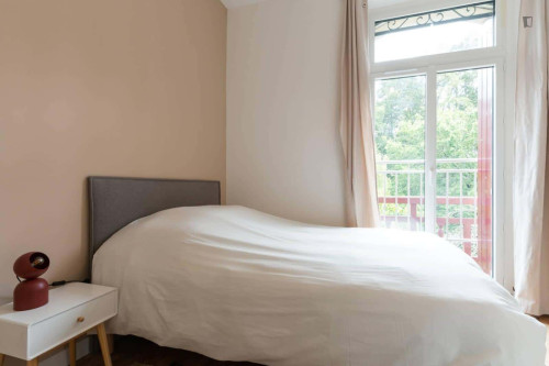 Room in Rue de la Patouillerie, Nantes for 500 m² with 20 bedrooms