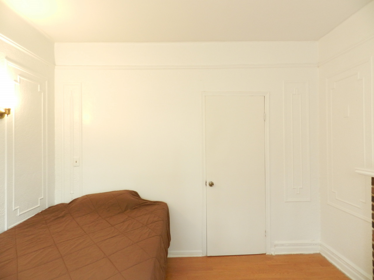 Room B - 28