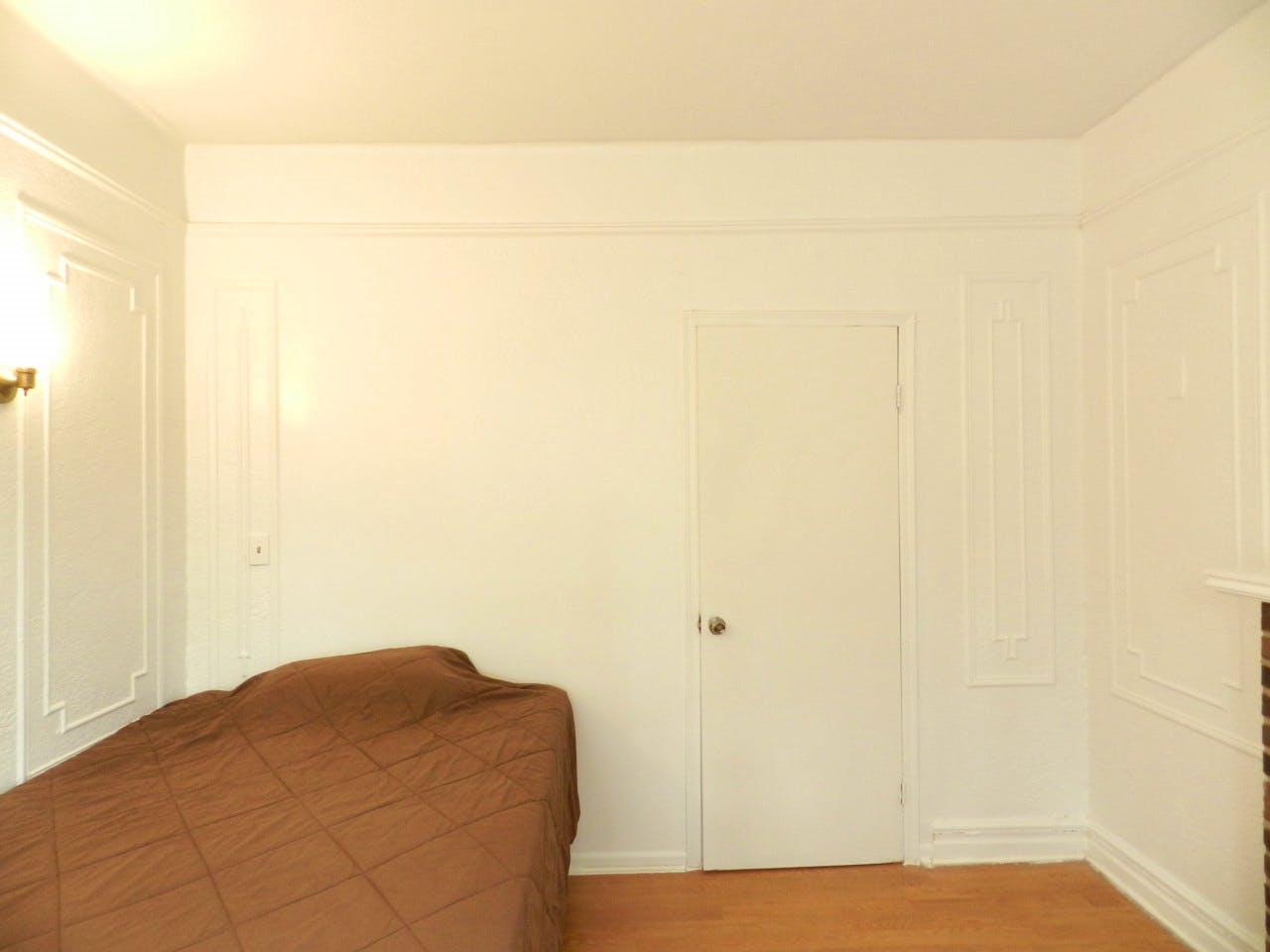 Room B - 21