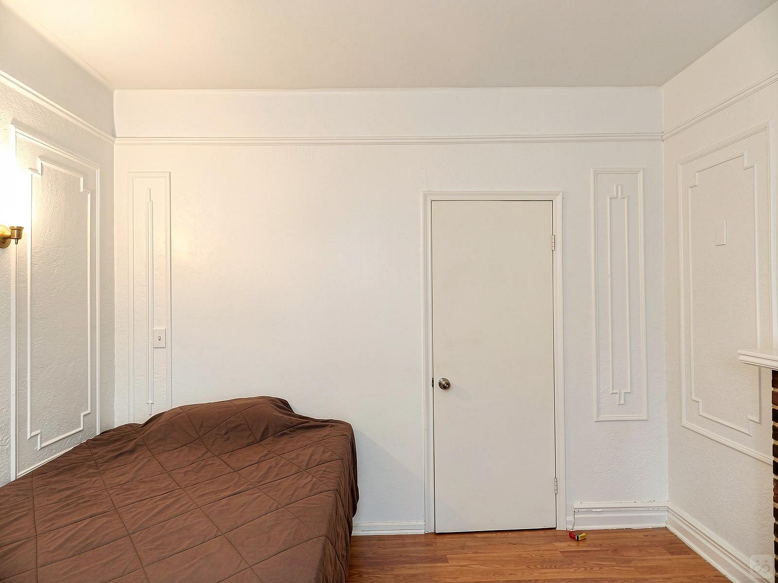 Room B - 42