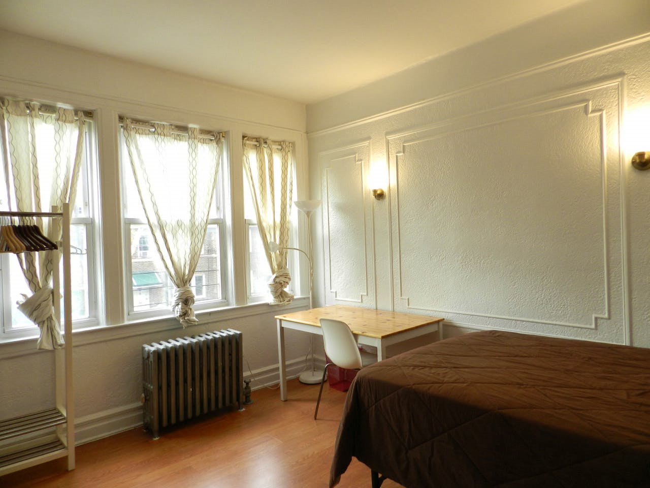 Room B - 17