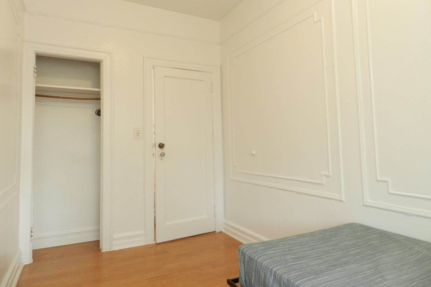 Room D - 5