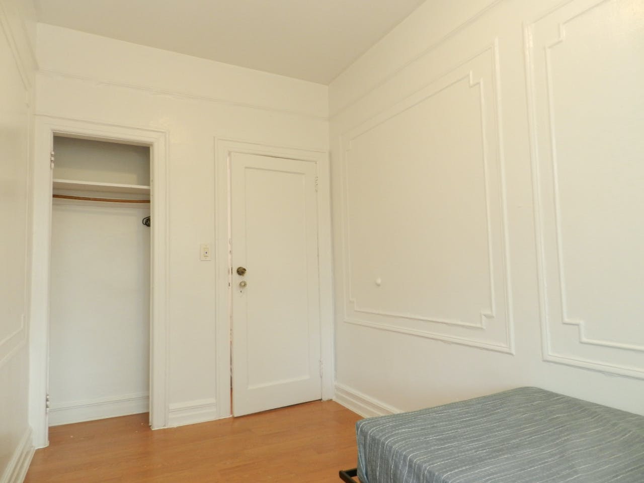 Room D - 10