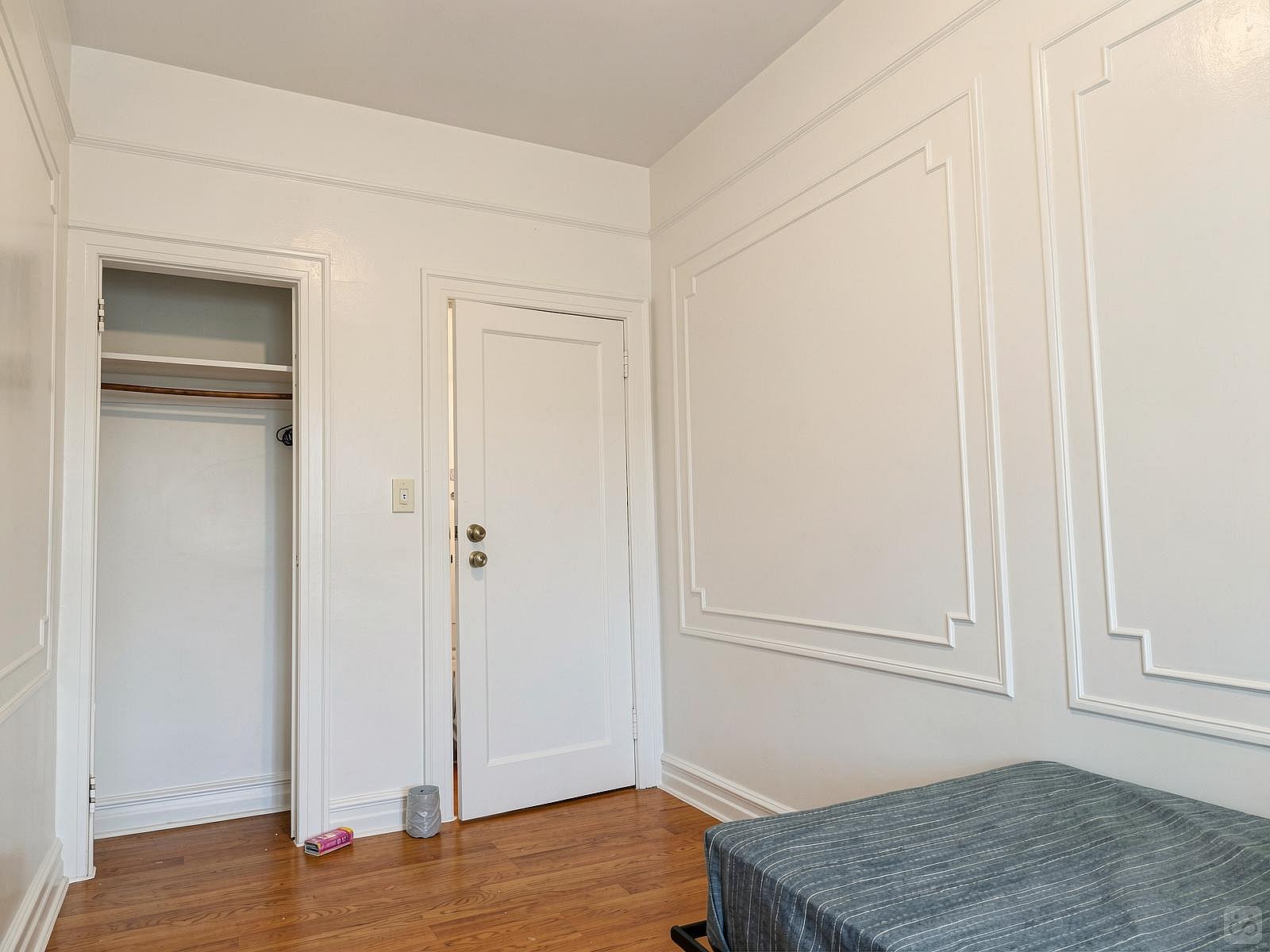 Room D - 30
