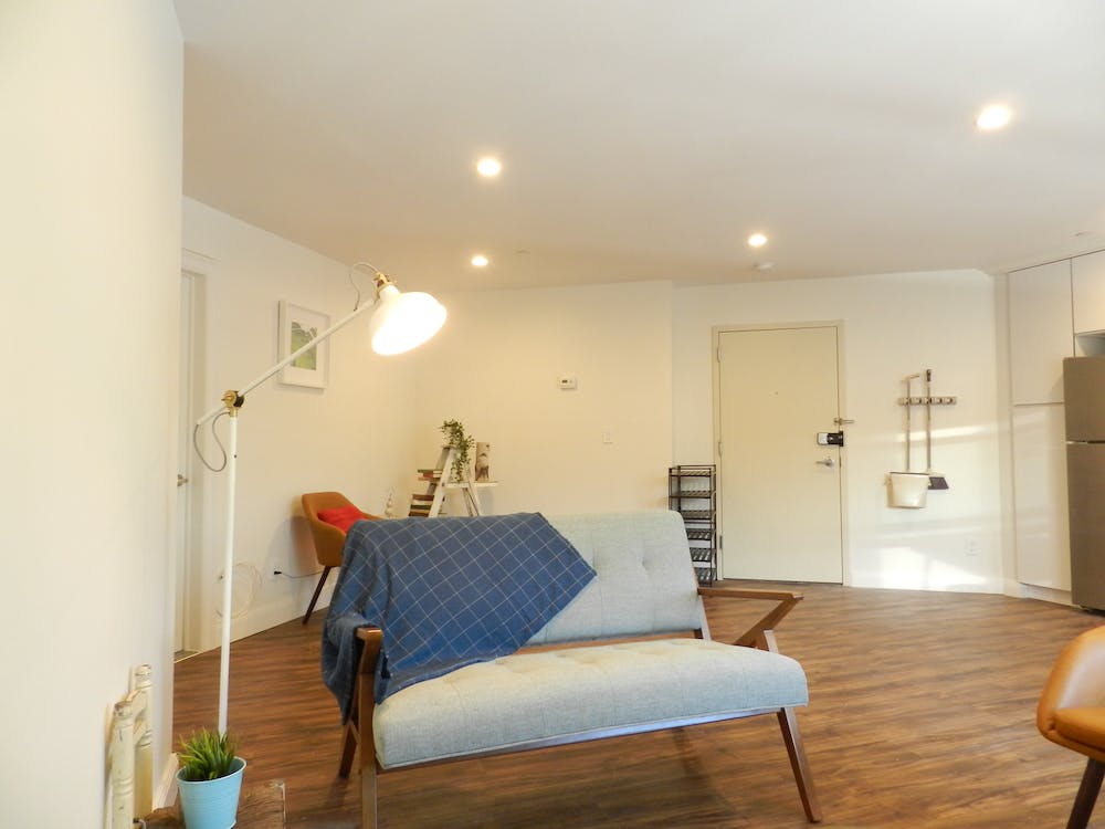 Gorgeous Styled Apt. w/ Workspace