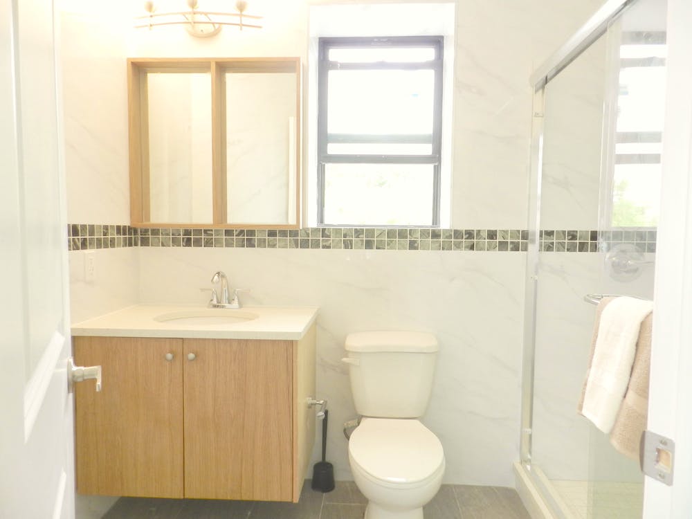  Room A  -  Gorgeous Styled Apt. w/ Workspace  - Gallery -  21