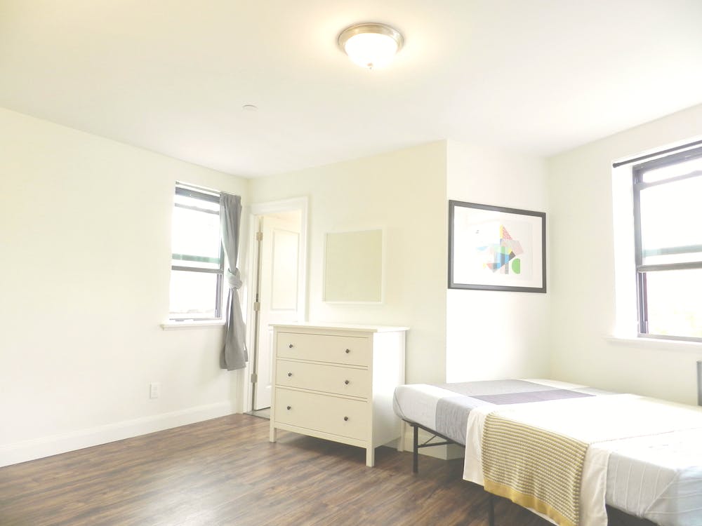  Room A  -  Gorgeous Styled Apt. w/ Workspace  - Gallery -  19