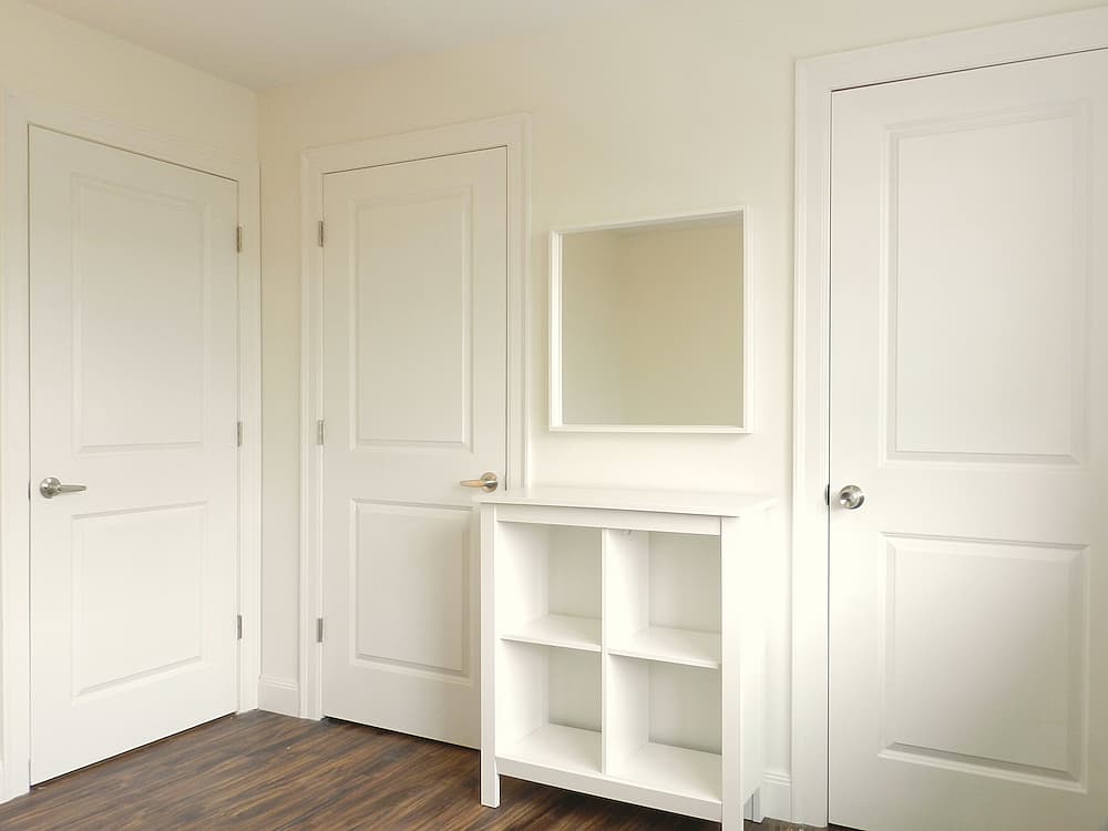  Room C  -  Gorgeous Styled Apt. w/ Workspace  - Gallery -  34
