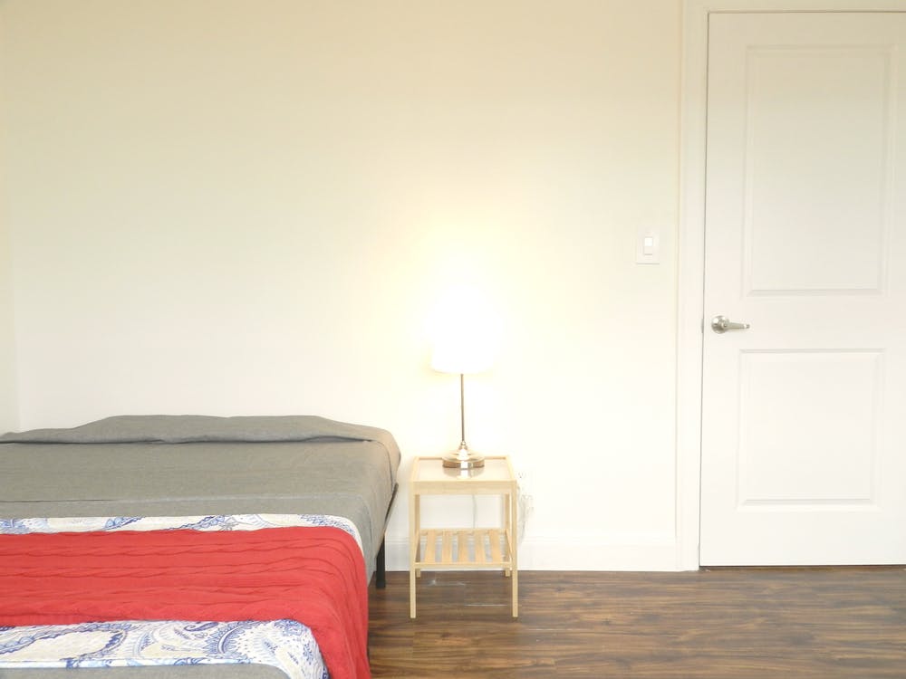  Room C  -  Gorgeous Styled Apt. w/ Workspace  - Gallery -  9
