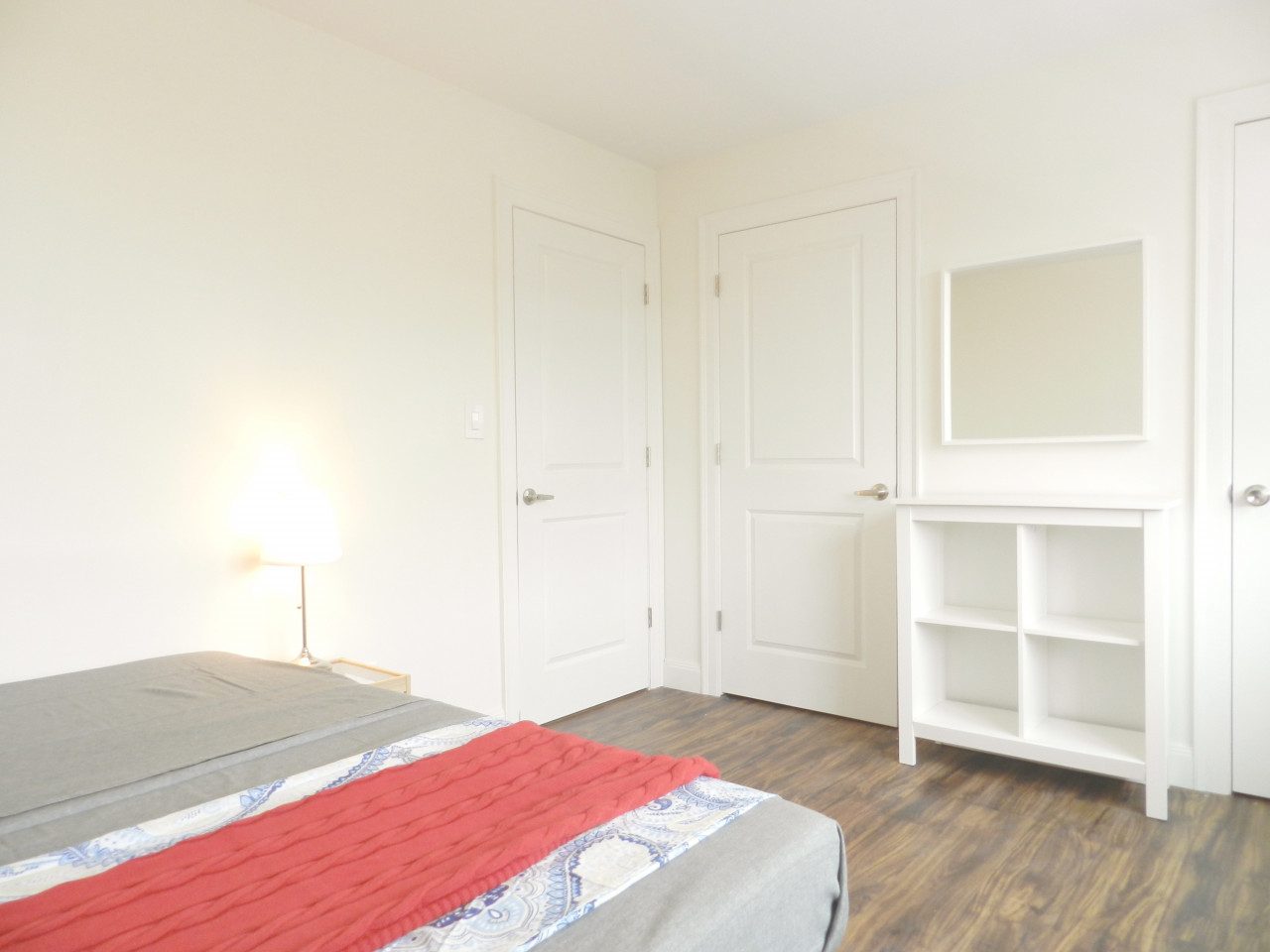  Room C  -  Spacious Classic Apt. w/ Workspace  - Gallery -  45
