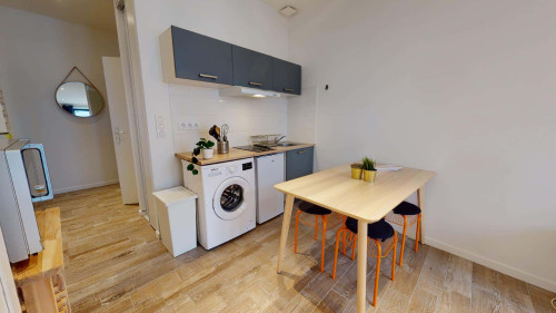 Apartment in Grande Rue de la Guillotière, Lyon for 23 m²