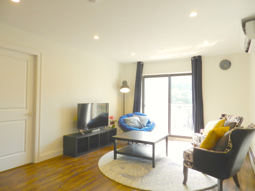 Minimalistic Apt. w/ Workspace  - Gallery -  2