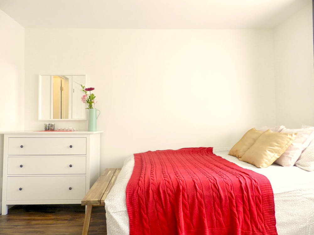  Room A  -  Minimalistic Apt. w/ Workspace  - Gallery -  9