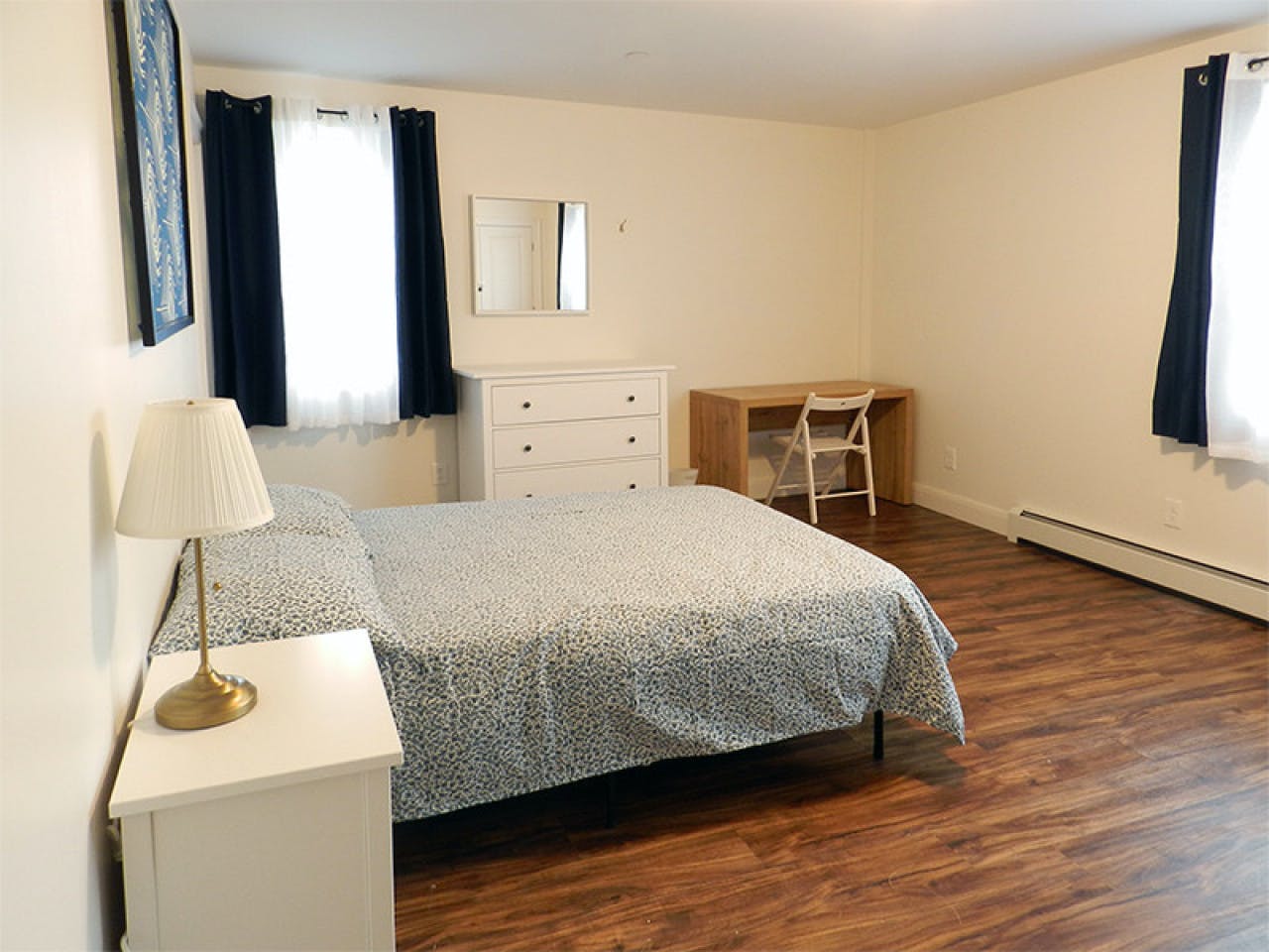 Room A  -  Stunning Renovated Apt. w/ Workspace  - Gallery -  22