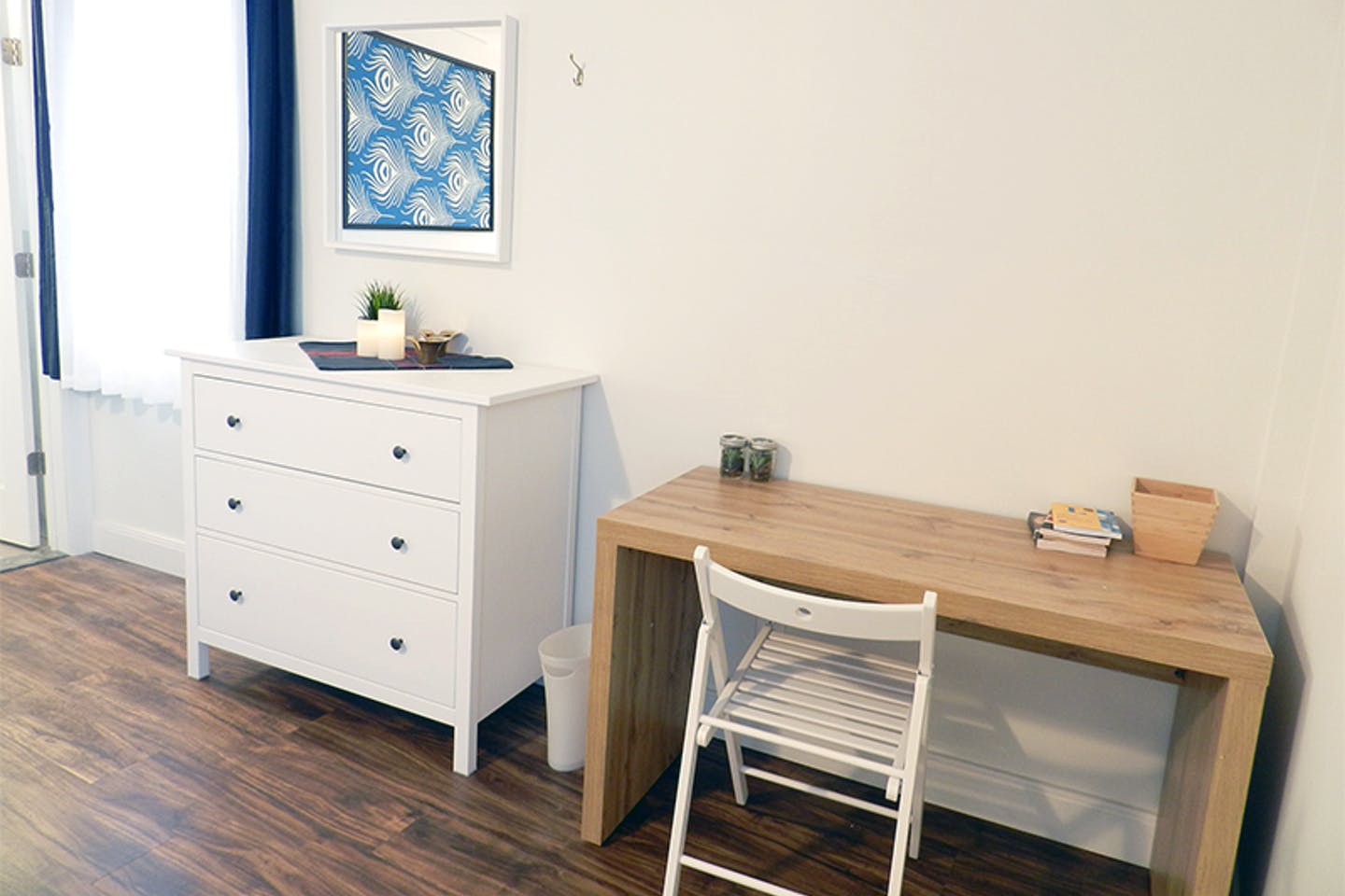  Room A  -  Stunning Renovated Apt. w/ Workspace  - Gallery -  4
