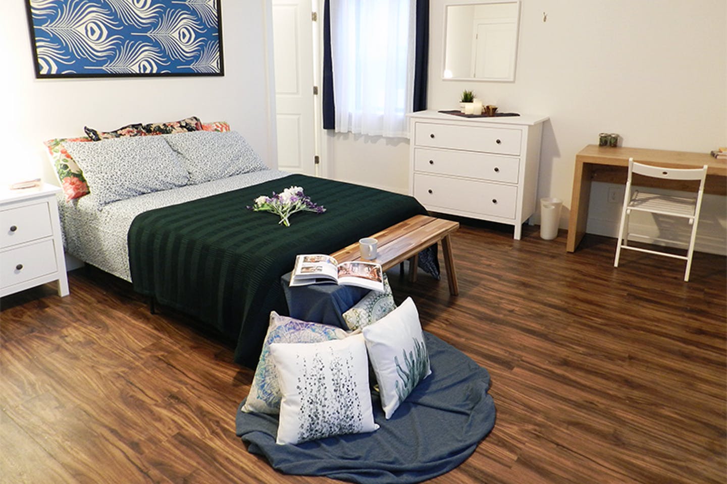  Room A  -  Stunning Renovated Apt. w/ Workspace  - Gallery -  3