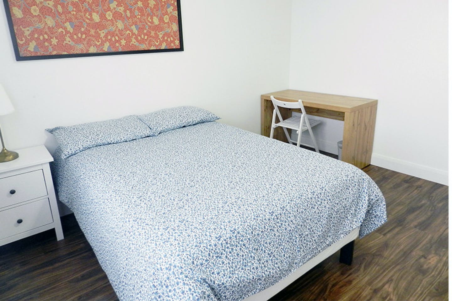  Room B  -  Stunning Renovated Apt. w/ Workspace  - Gallery -  13