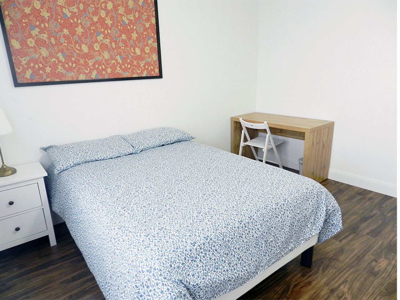  Room B  -  Stunning Renovated Apt. w/ Workspace  - Gallery -  64