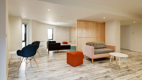 Collegiate Merlin Heights  - Gallery -  5