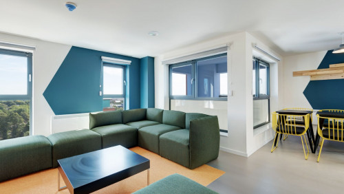 Collegiate Merlin Heights - Gallery - 10