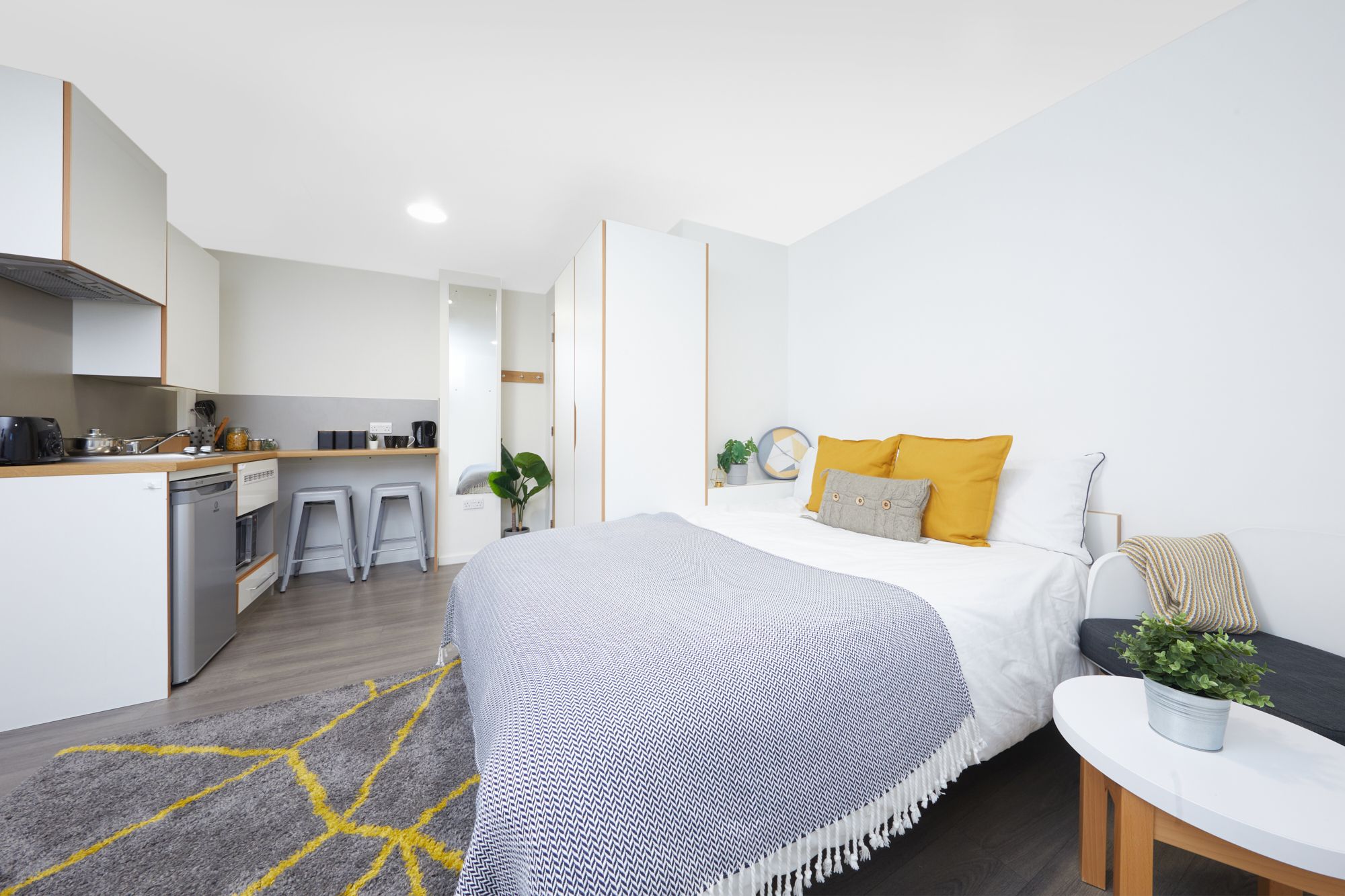 Gold Plus Studio  -  Collegiate Merlin Heights  - Gallery -  1