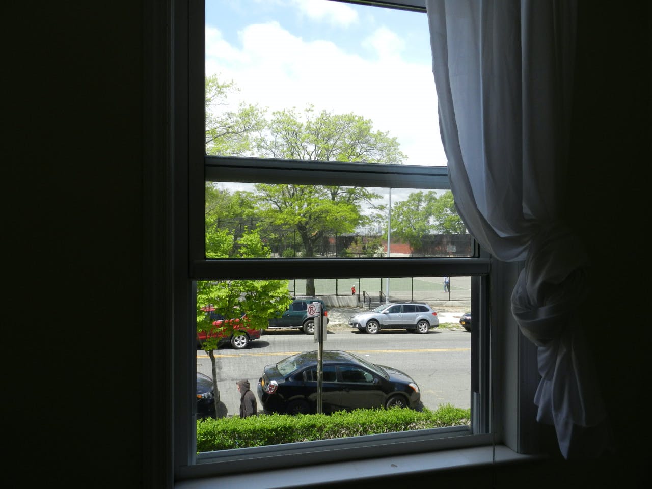 Room B - 16