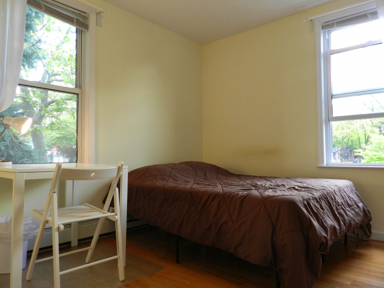 Room B - 28