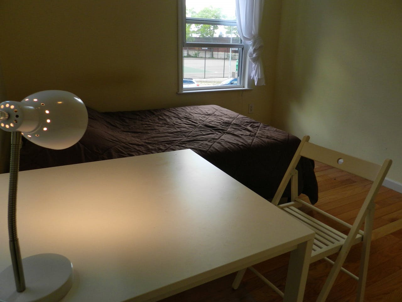 Room B - 32