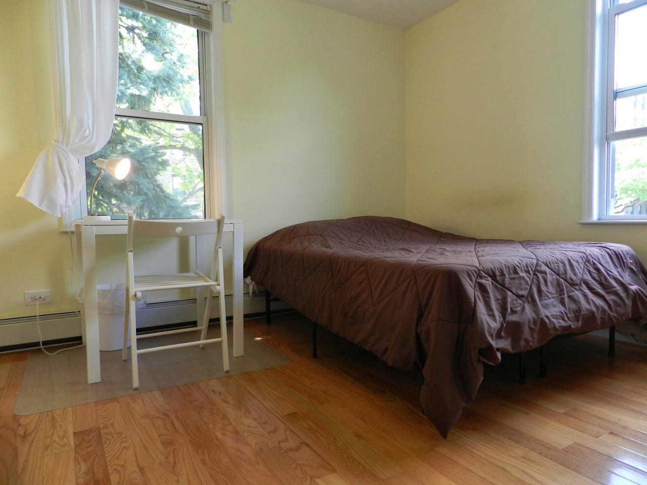 Room B - 23
