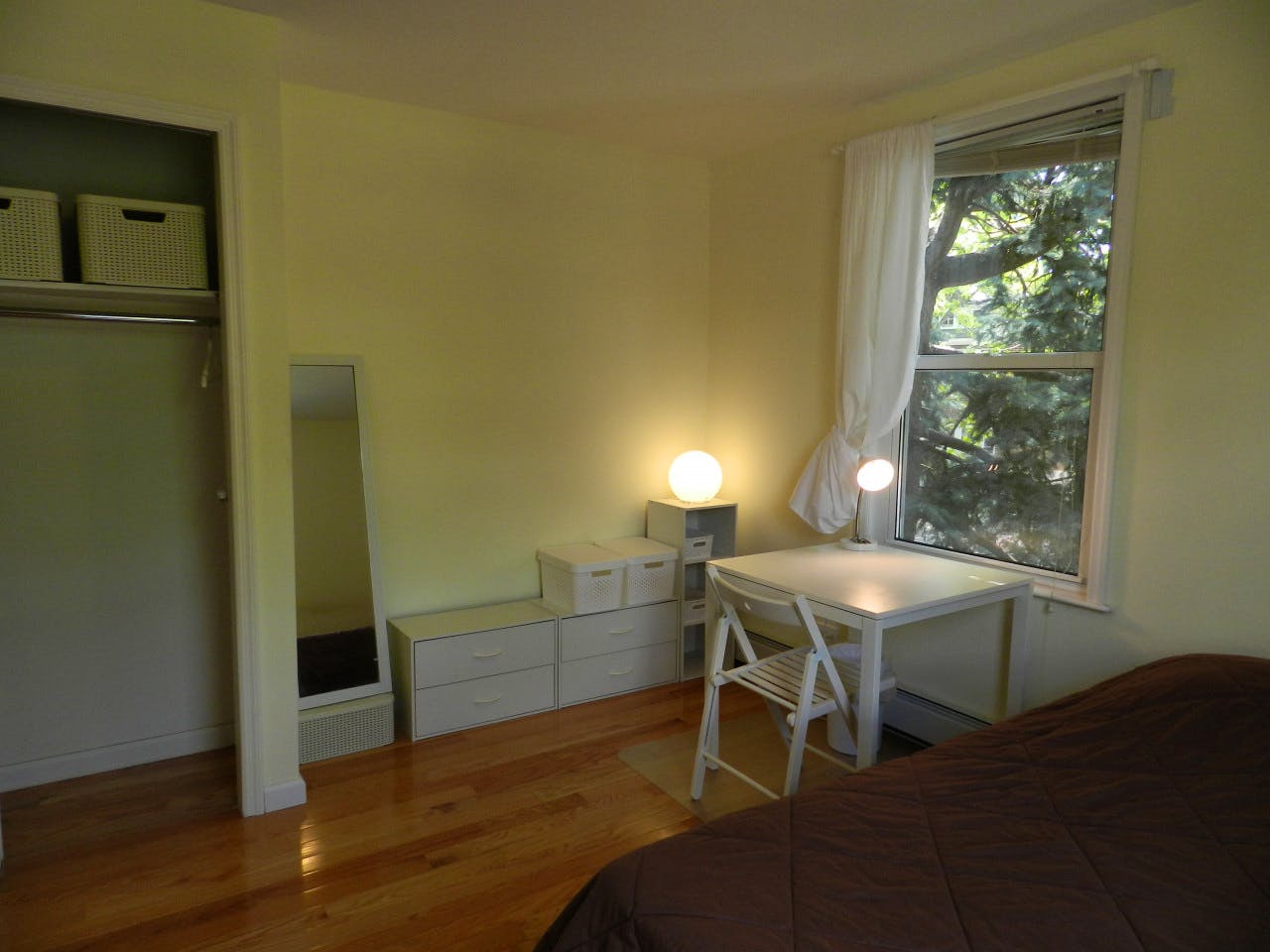 Room B - 26