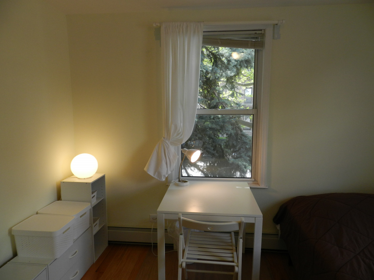 Room B - 36