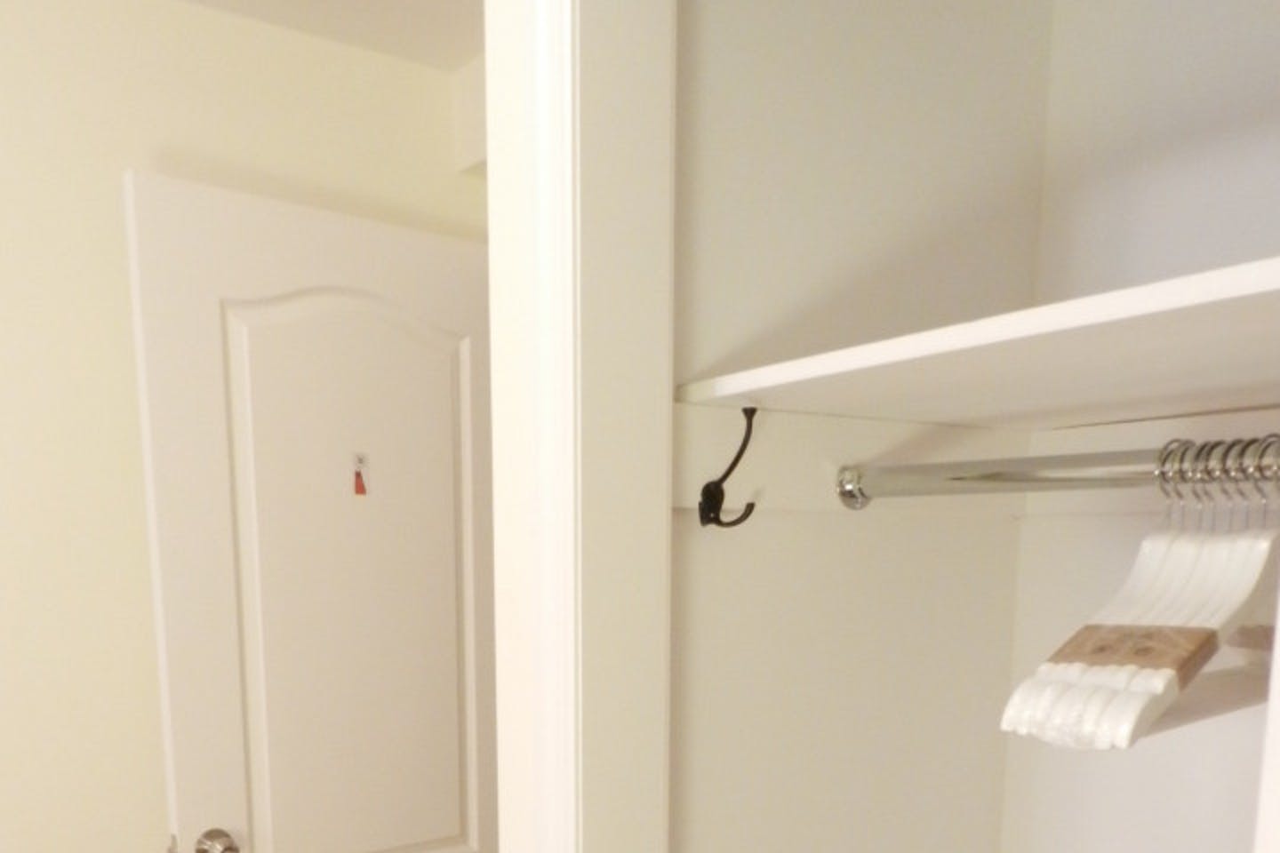 Room D - 2