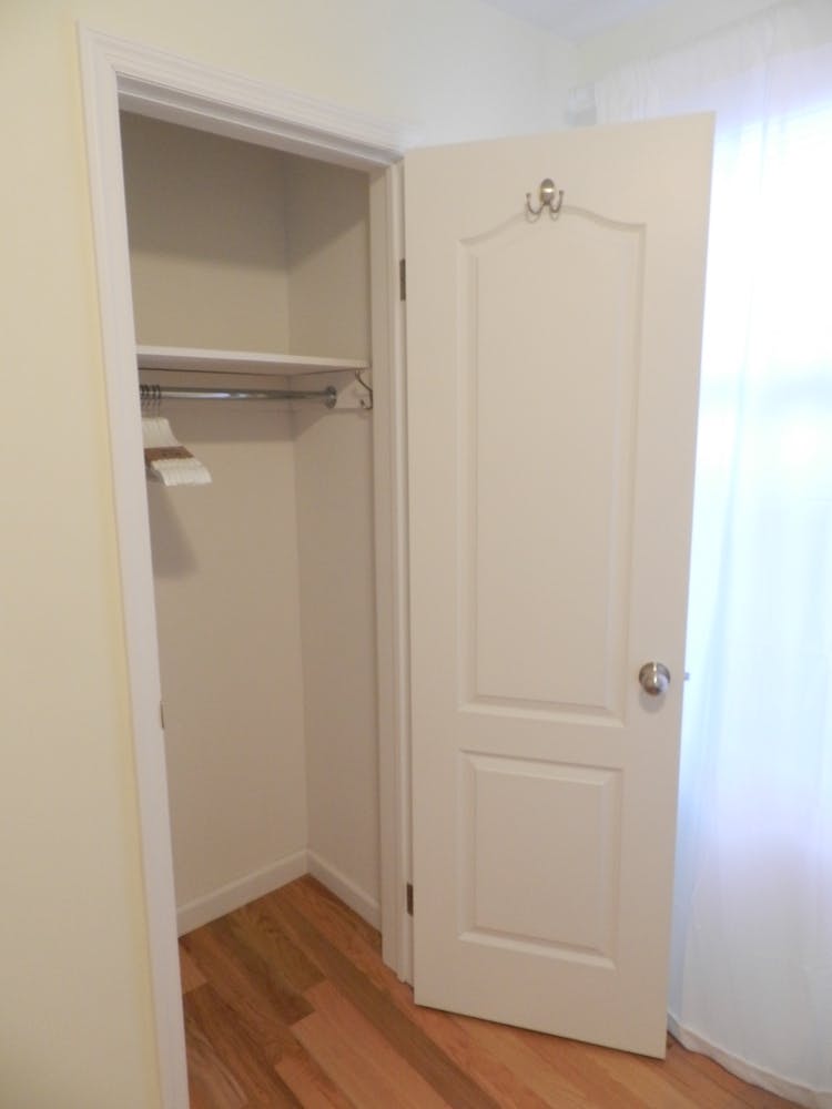 Room C - 12