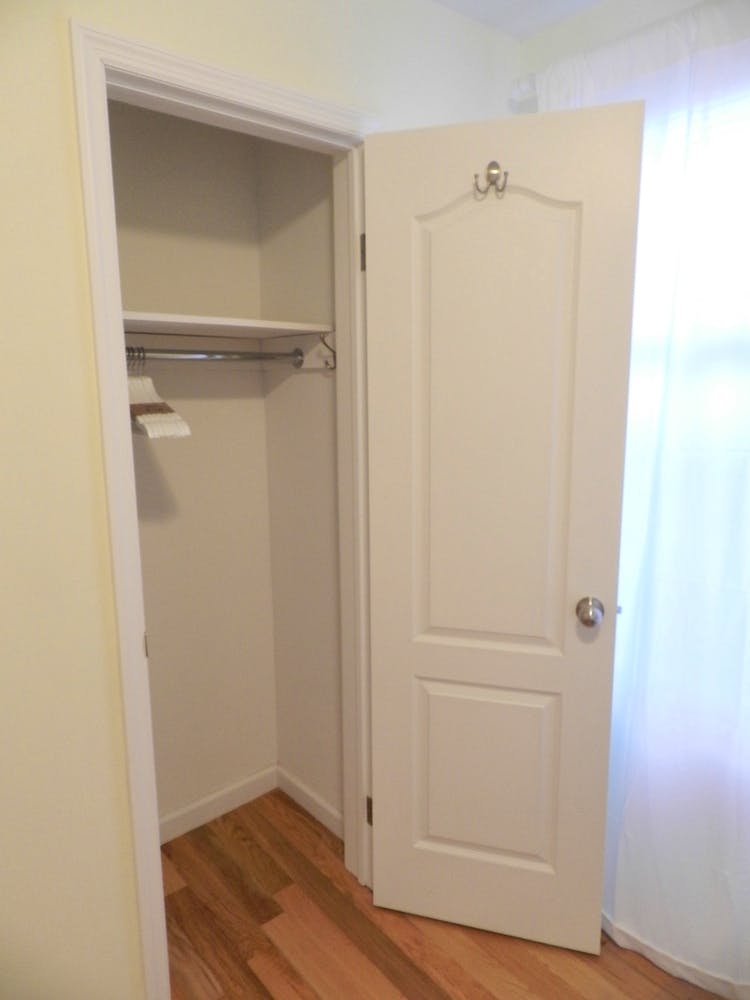 Room C - 18