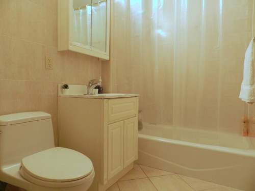 Queens Home II - Gallery - 35