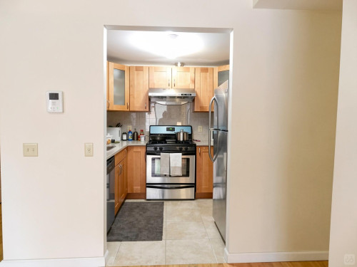 Queens Home II - Gallery - 9