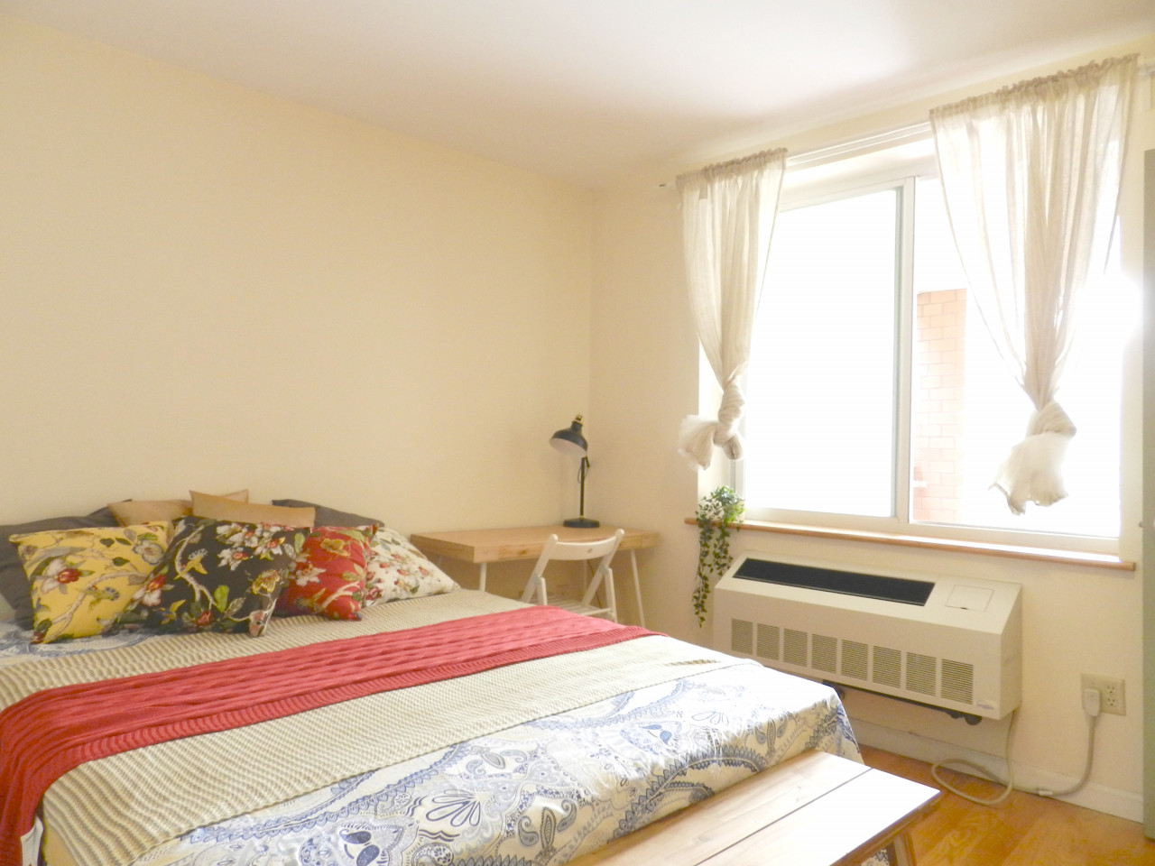 Room A - 40