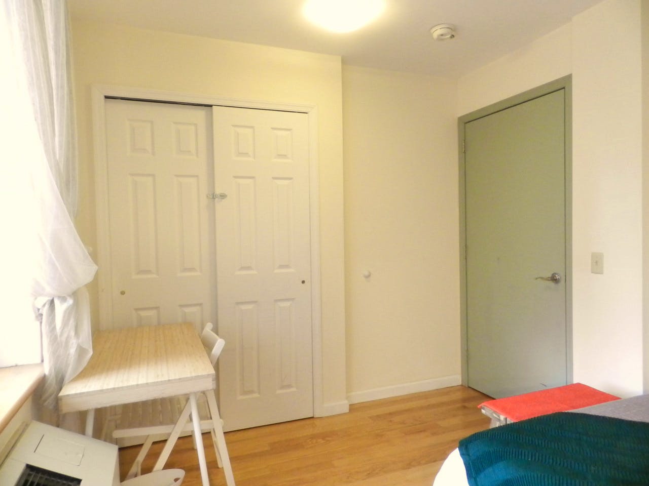 Room B - 17