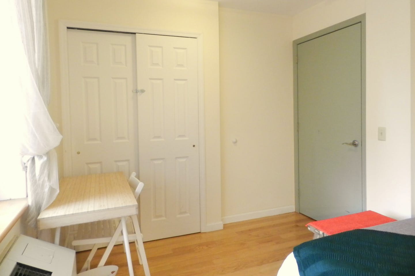 Room B - 3