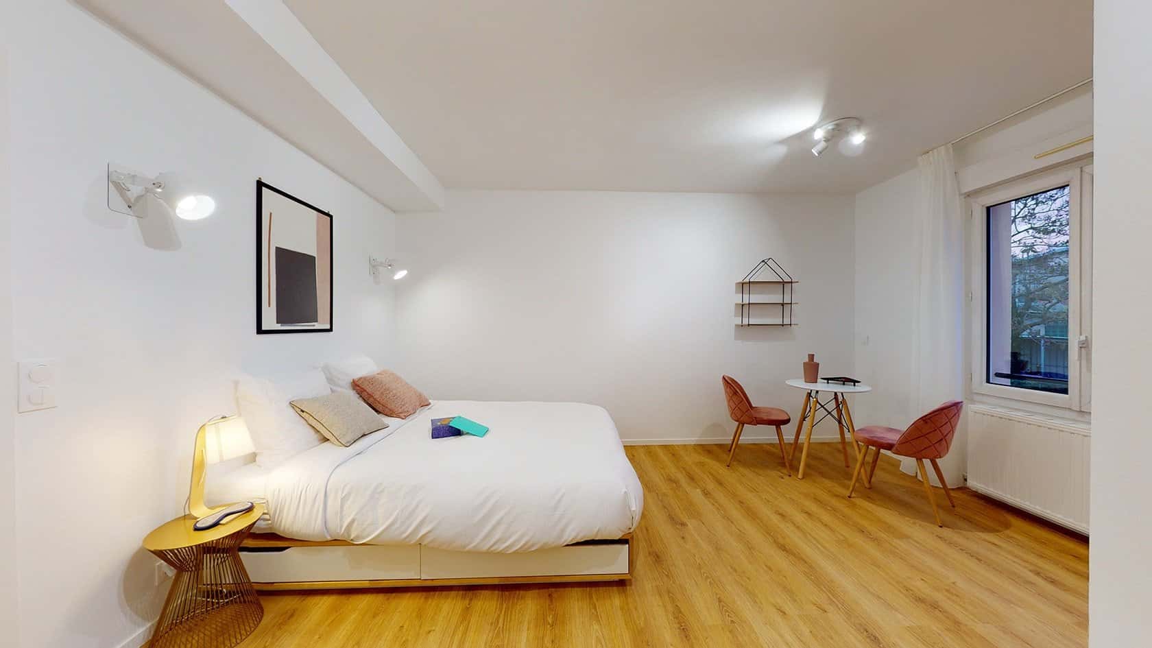 Yves - Private Studio (4) - 1
