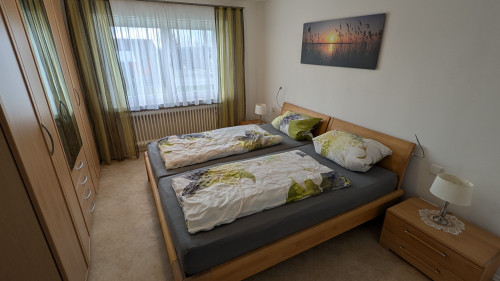 Beautiful, well-maintained apartment in Ravensburg's Südstadt, incl. parking.