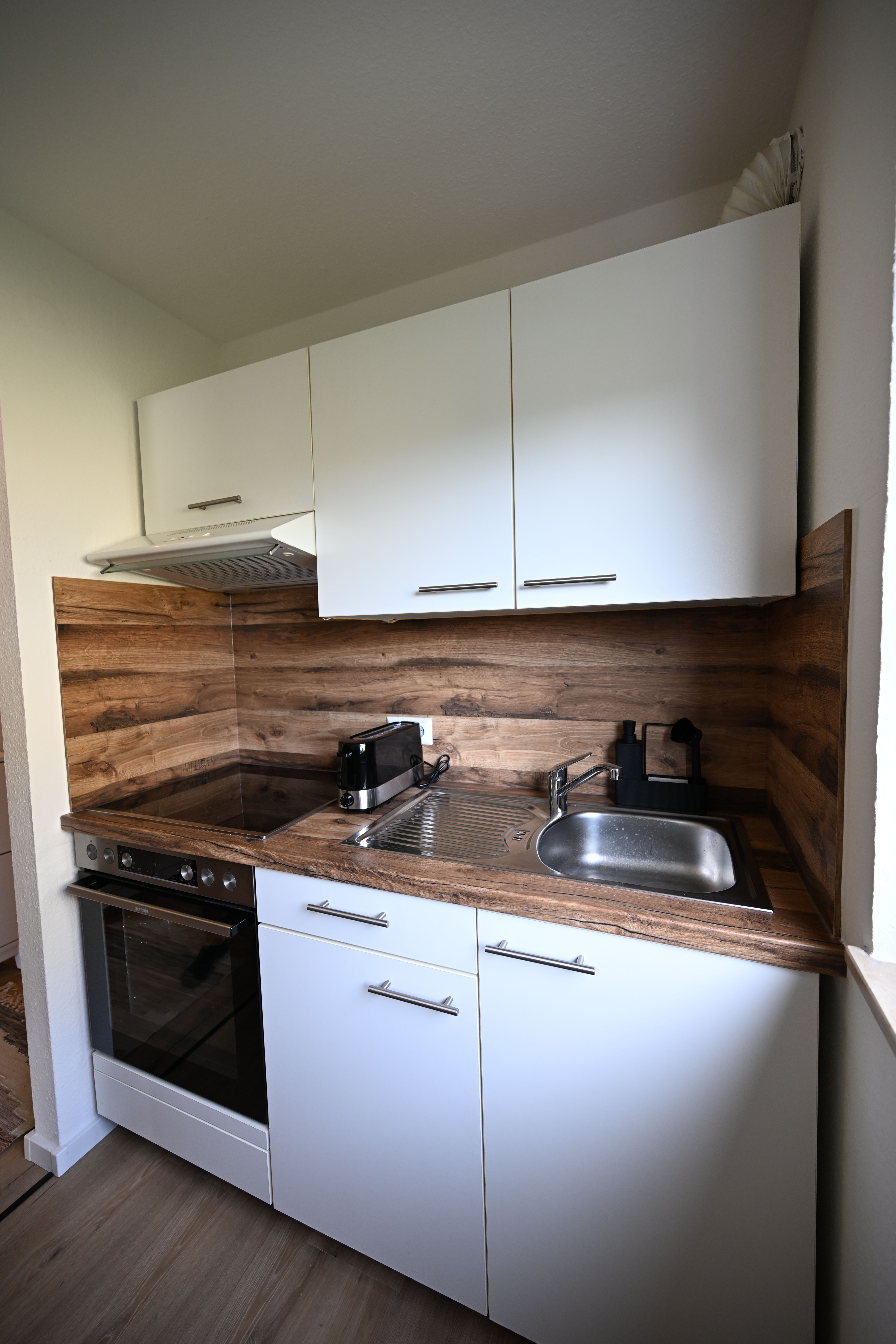 Modern And Quiet Apartment In Tübingen - 3
