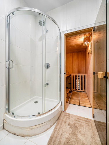 Broadway Residence - Gallery - 95